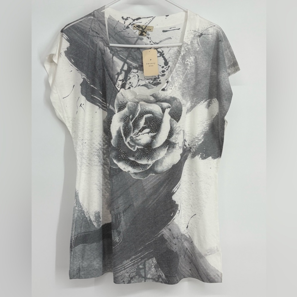 NWT‎ Forever 21 Y2K Rose Tattoo Gem Knit Top